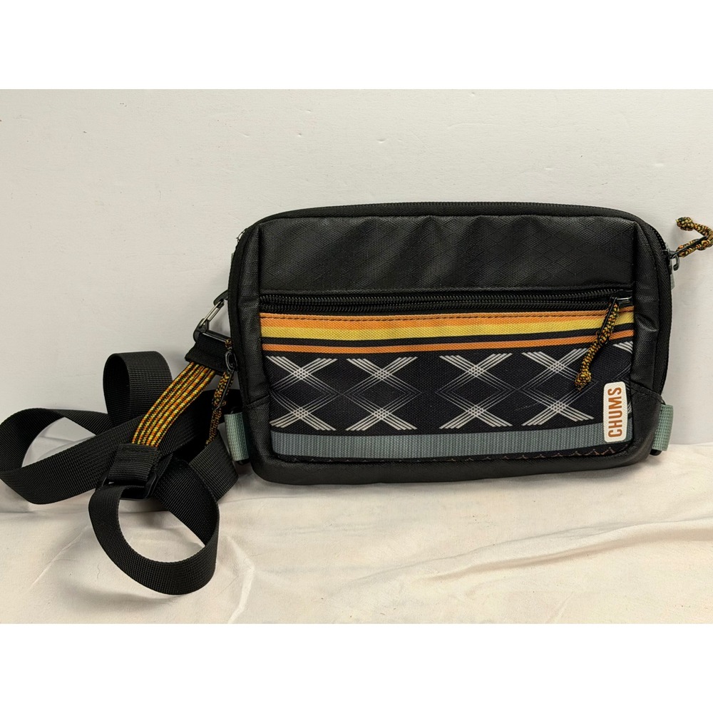 Chums Crossbody Bag Black Geometric Pattern Ripstop Nylon Small Travel Pouch